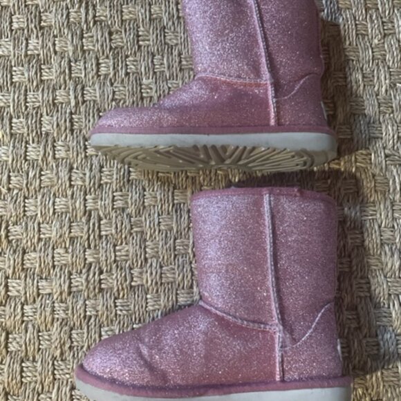 UGG Unisex Child Kids Classic Short II Glitter Fashion Boot in Pink - Picture 9 of 12